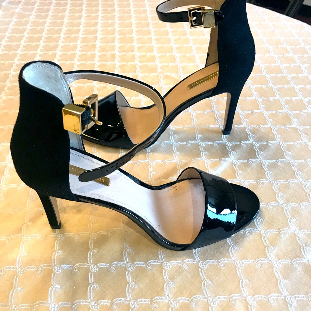 Black patent heels